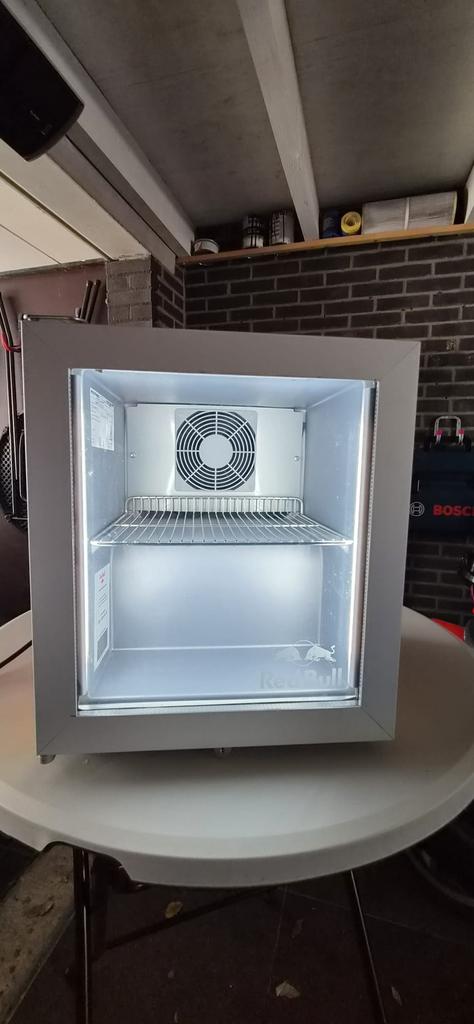 Red Bull mini koelkast, Ophalen, Zonder vriesvak, Energieklasse A of zuiniger, Minder dan 45 cm
