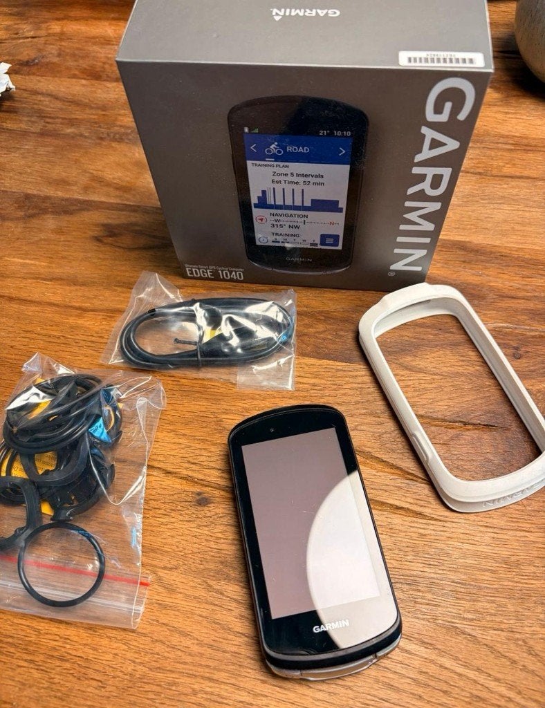 Compteur de vélo Garmin Edge 1040 Navigation GPS, Enlèvement ou Envoi, Sans fil, Comme neuf