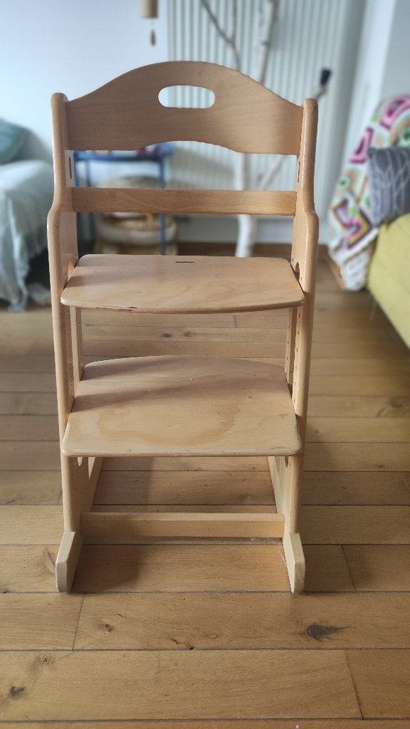 Chaise haute en bois pour enfant, Enfants & Bébés, Enlèvement, Utilisé, Chaise évolutive