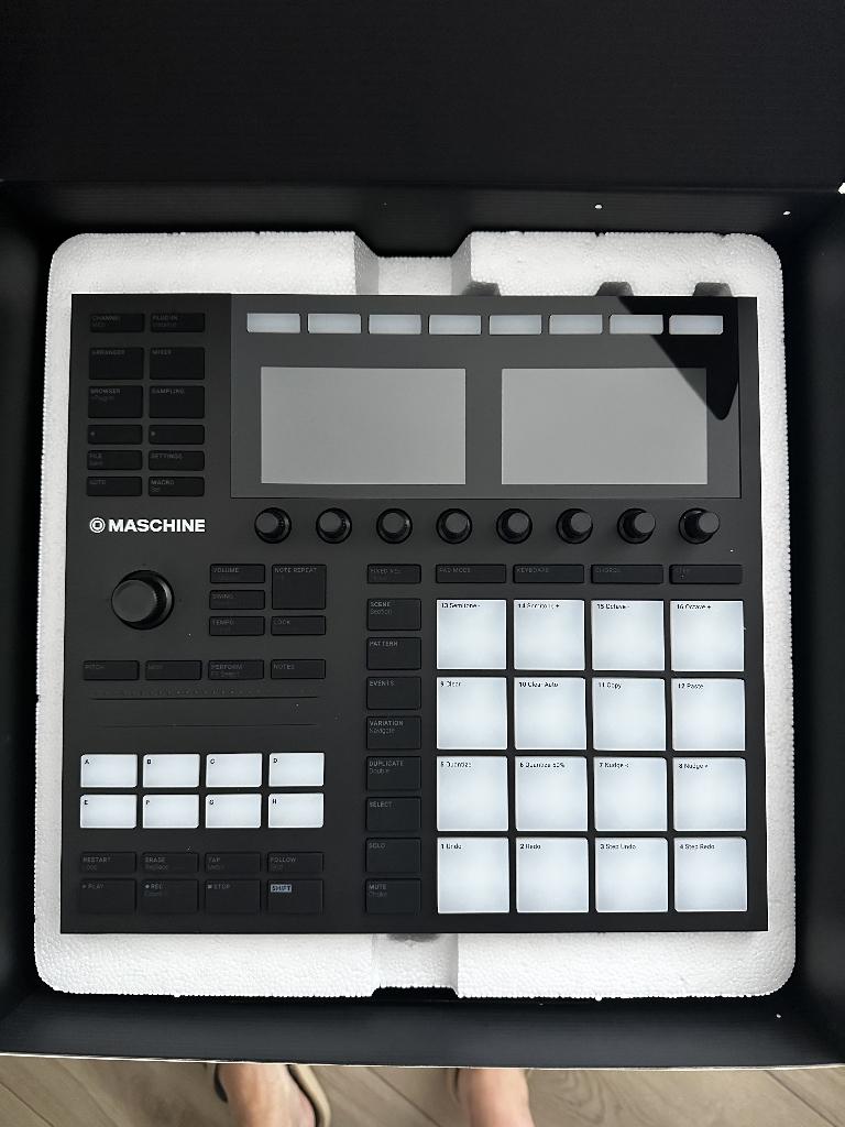 Native Instruments Maschine MK3, Muziek en Instrumenten, Ophalen of Verzenden, Nieuw