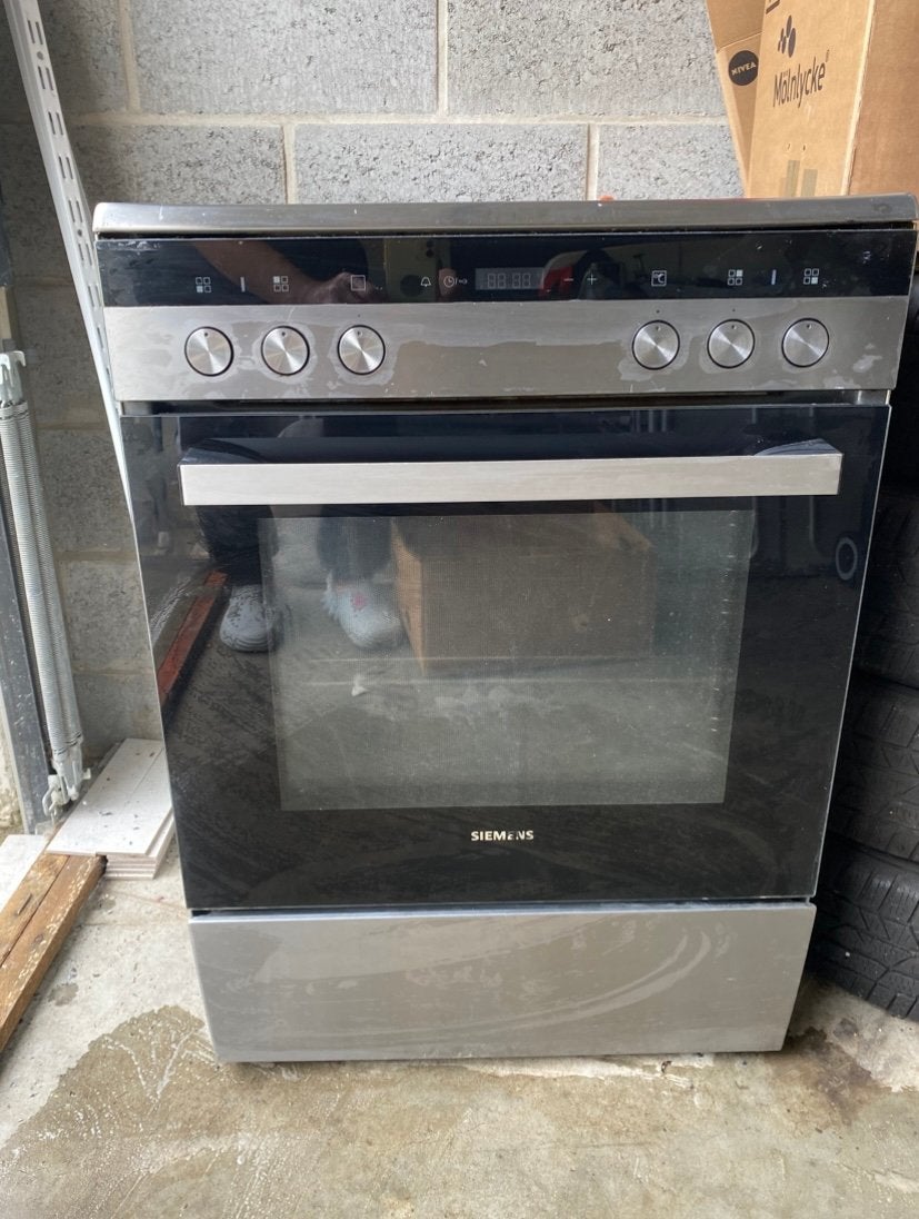 Cuisinière, Enlèvement, Comme neuf
