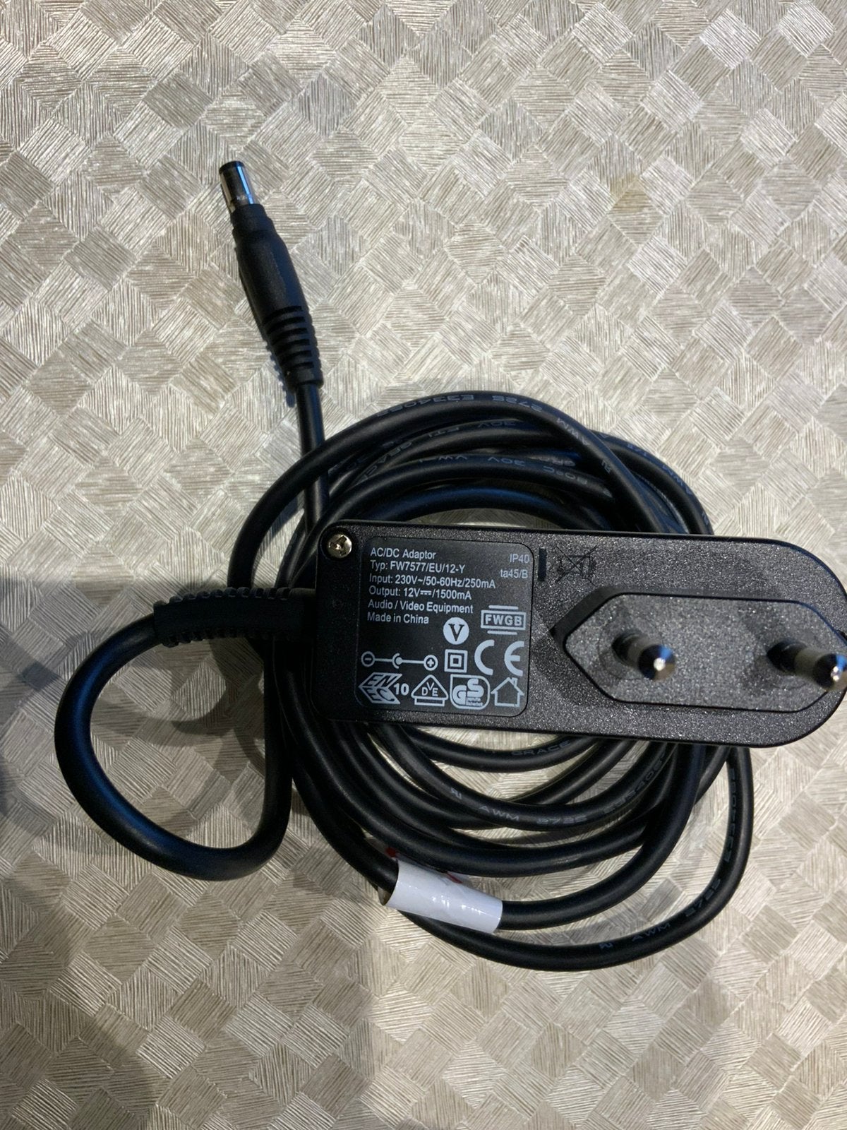 Oplader, adapter 12V, Computers en Software, Pc- en Netwerkkabels, Ophalen, Zo goed als nieuw