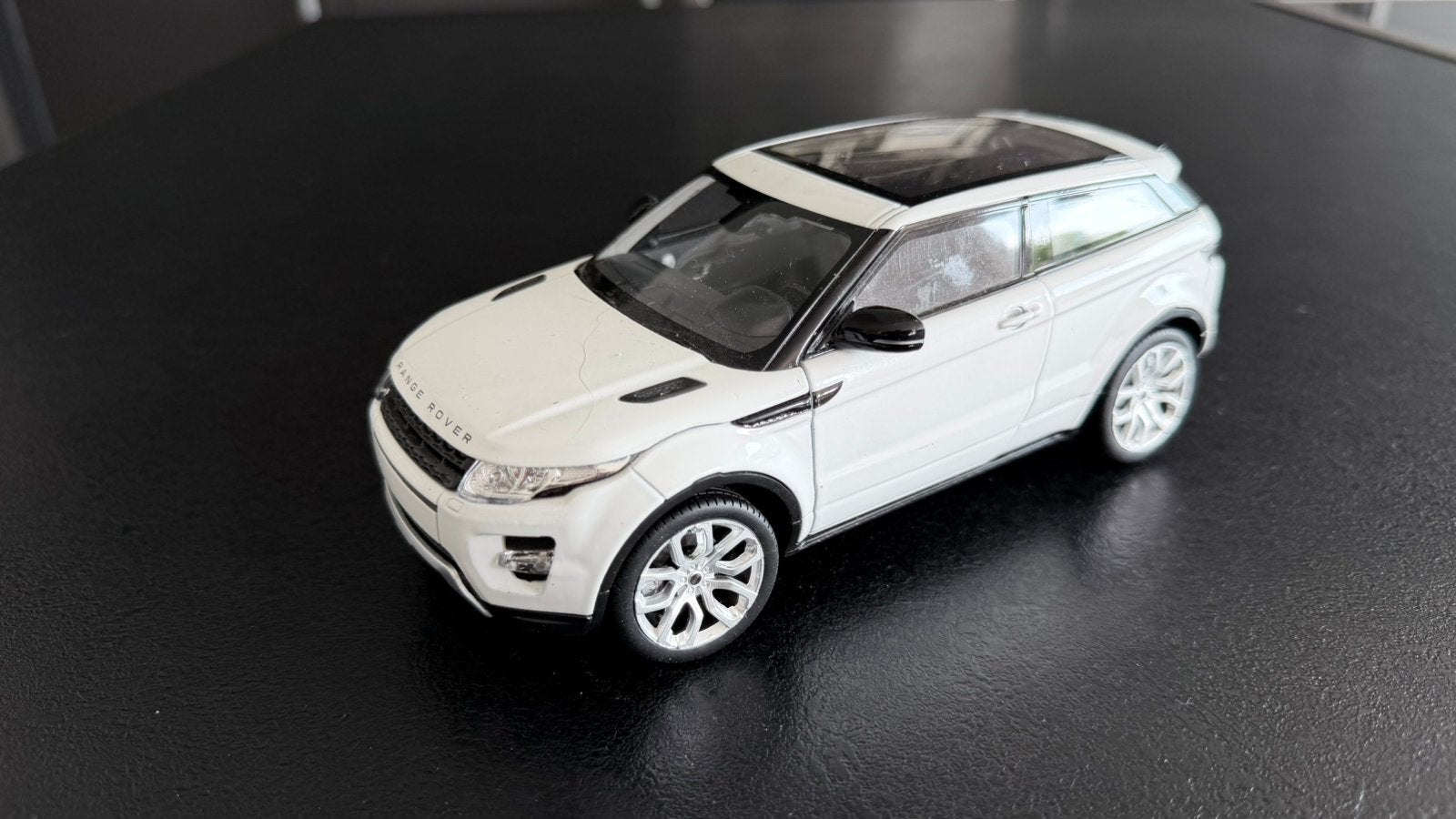 Ranger Rover, Enlèvement, Comme neuf
