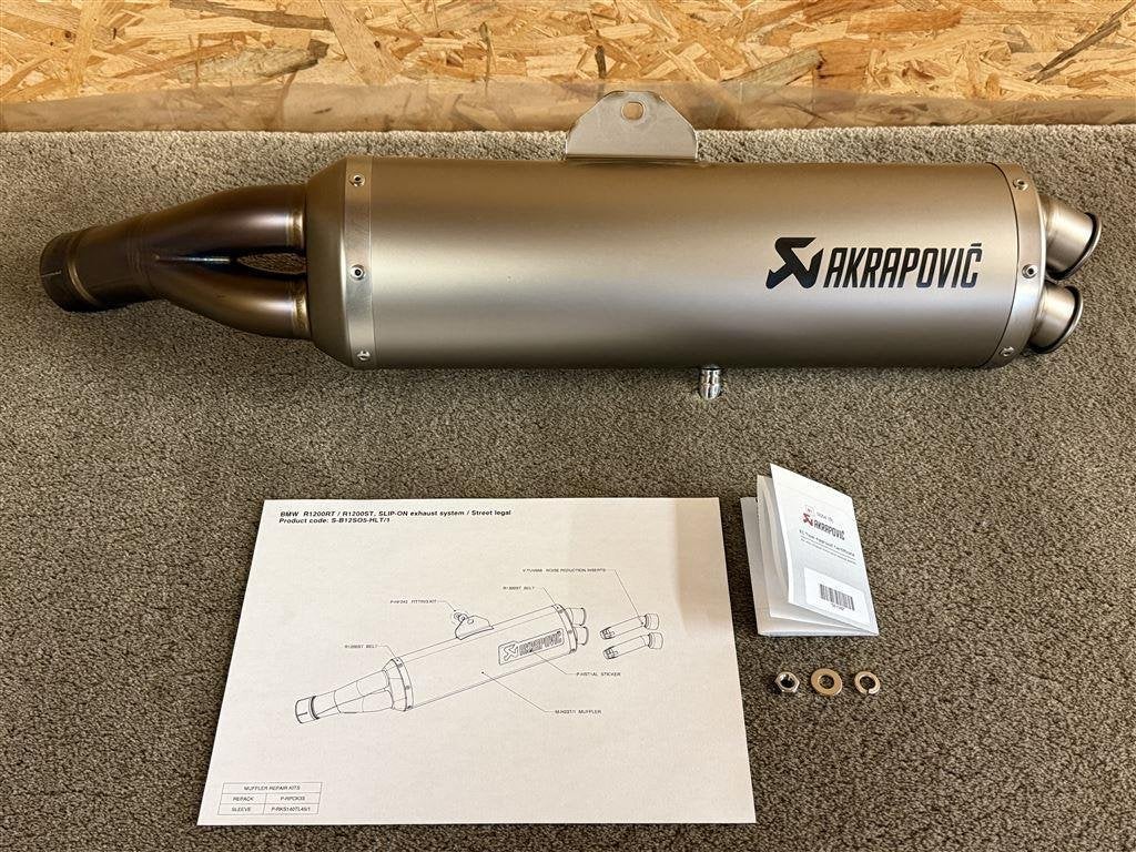 Akrapovic uitlaat demper BMW R1200RT R1200ST 2005-2009, Motoren, Verzenden, Gebruikt