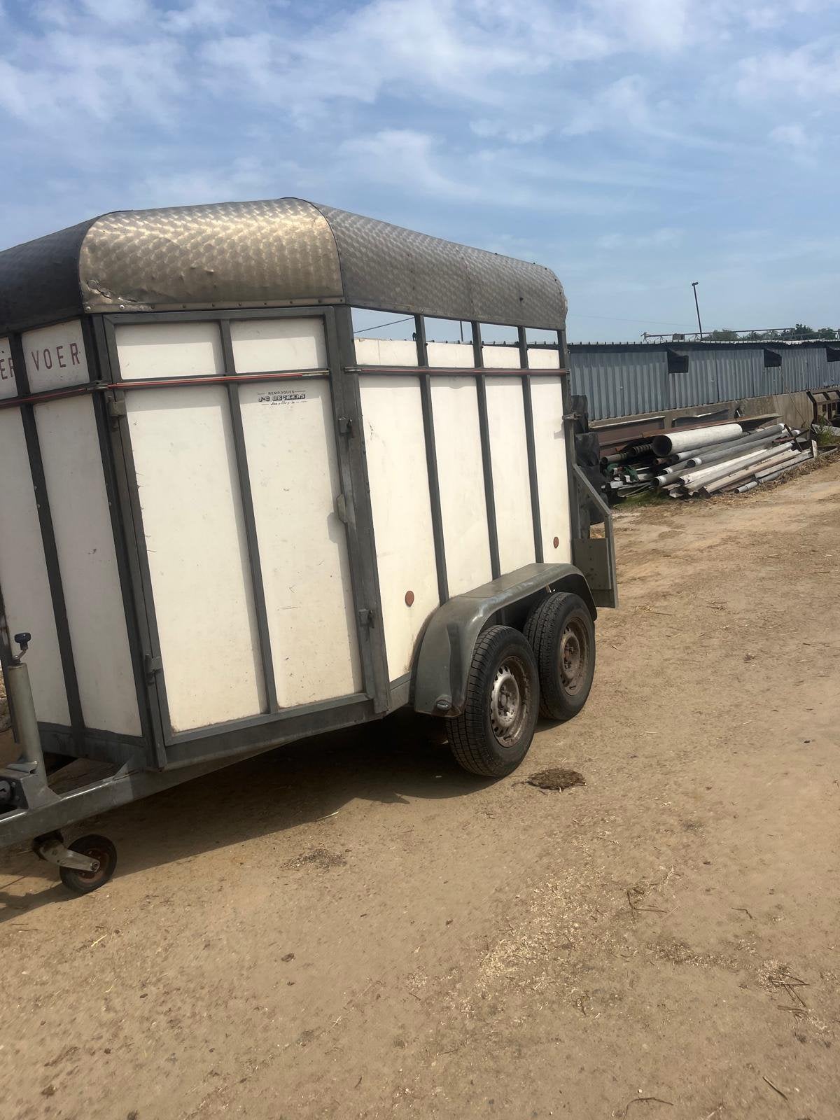 Veetrailer