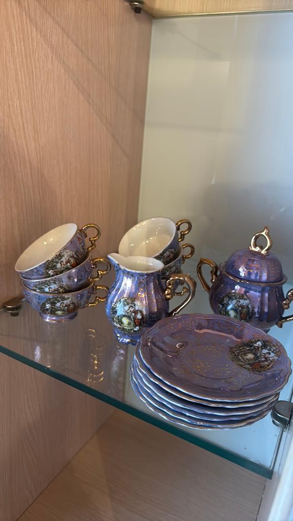 Thee servies, Ophalen