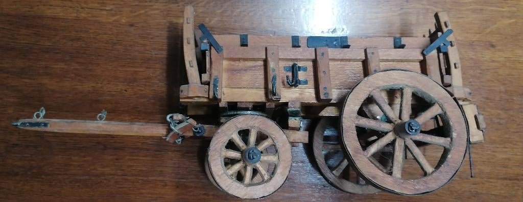 Houten model paardenwagen, Kinderen en Baby's, Speelgoed | Houten speelgoed, Zo goed als nieuw, Duw- of Trekspeelgoed, Verzenden