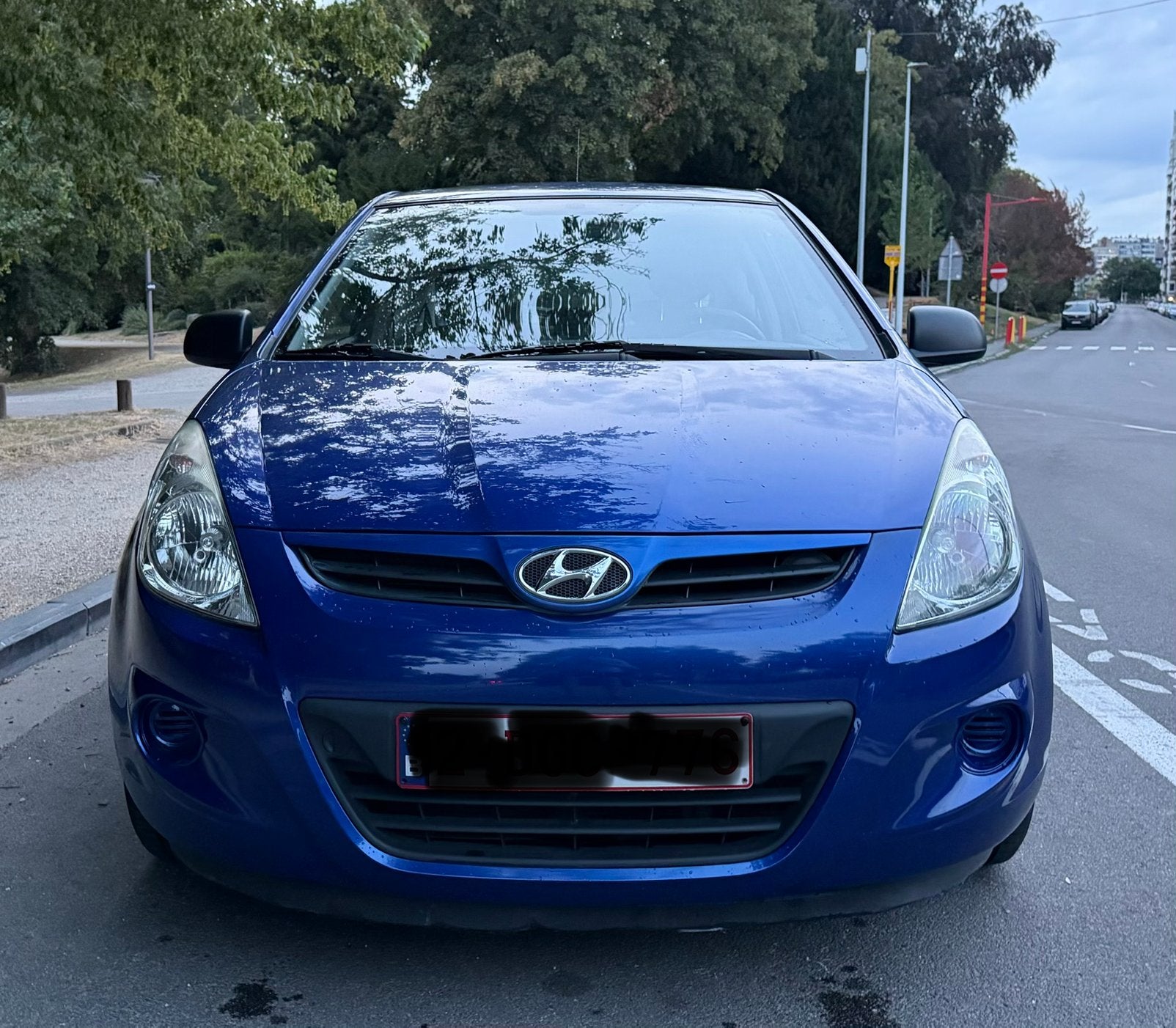 Hyundai i20 1.4 CRDI, Auto's, Hyundai, Voorwielaandrijving, Stof, Zwart, Blauw
