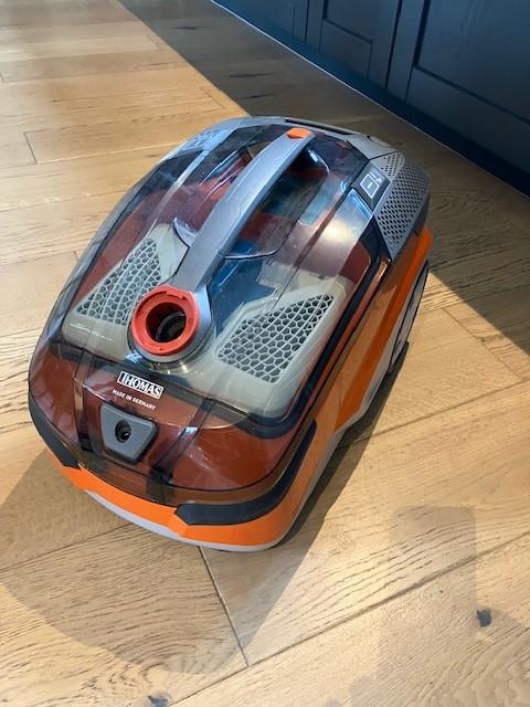 stofzuiger Thomas XT Aqua + Pet &Family, Overige merken, Regelbare zuigkracht, Zo goed als nieuw, Reservoir