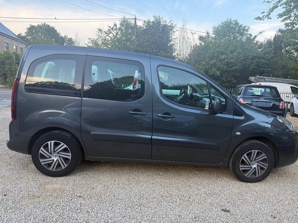 CITROEN BERLINGO 1600 ESSENCE 5 PLACES ETAT NEUF ! GARANTIE, Autos, Argent ou Gris, Achat, Boîte manuelle, Entretenue par le concessionnaire