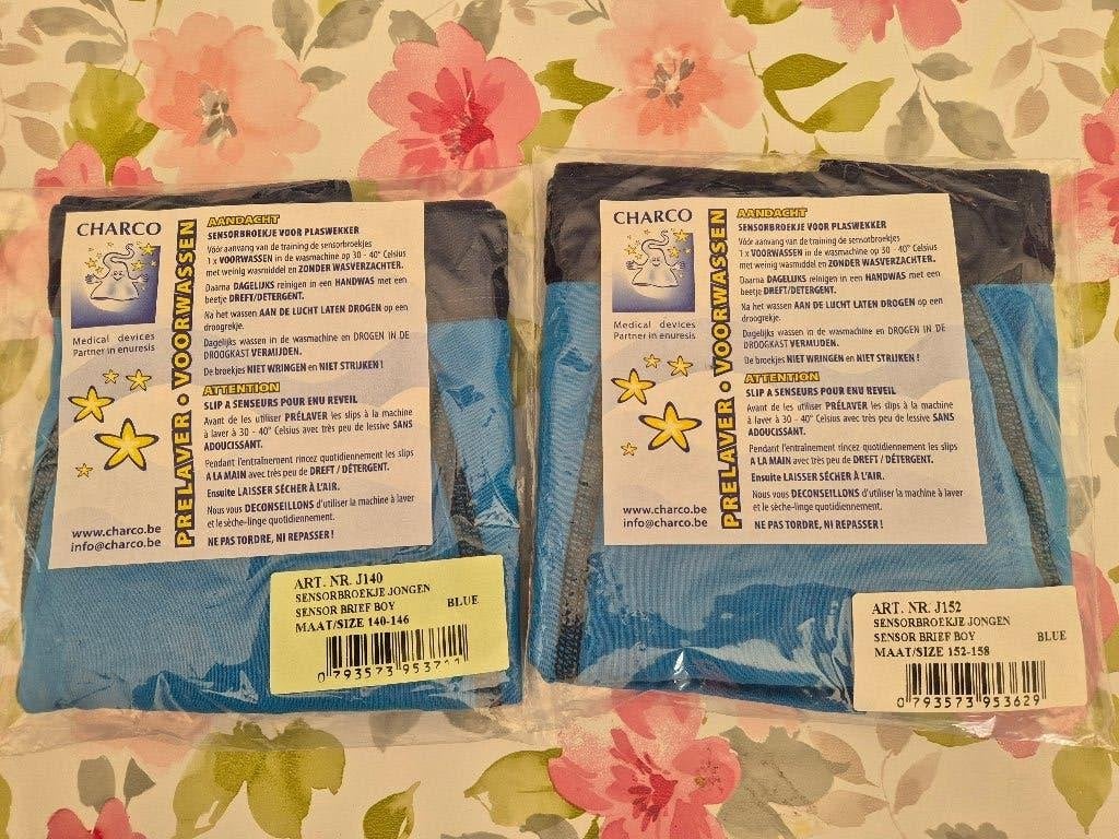 Uriflex broekjes voor plasweeker charco, Ophalen, Zo goed als nieuw, Uriflex, Jongen