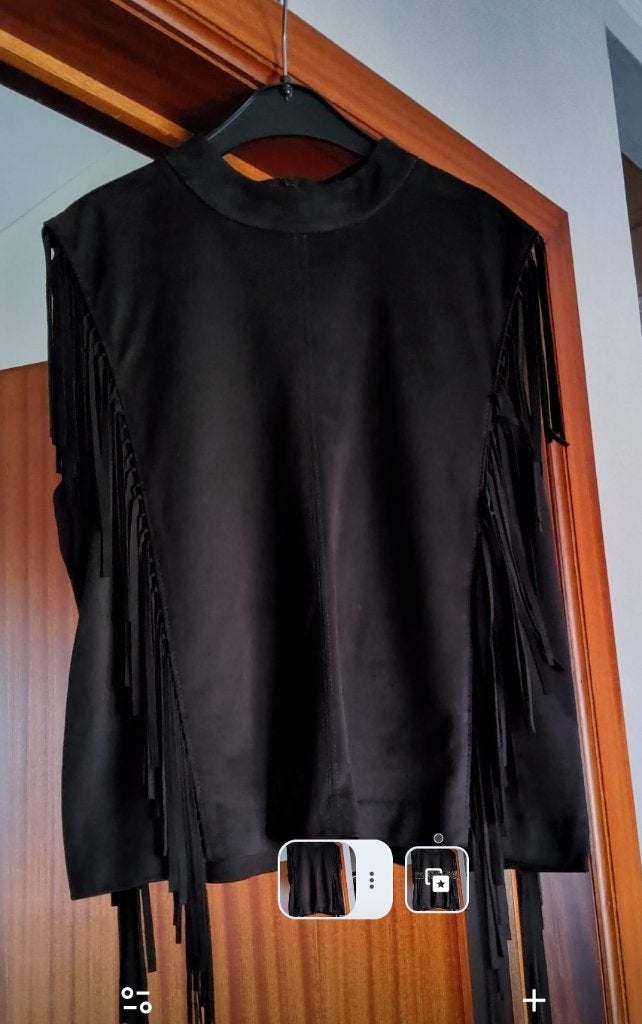 Top in suède met franjes van Zara in zwart nieuw, Kleding | Dames, Topjes, Maat 38/40 (M), Verzenden, Nieuw, Zonder mouw