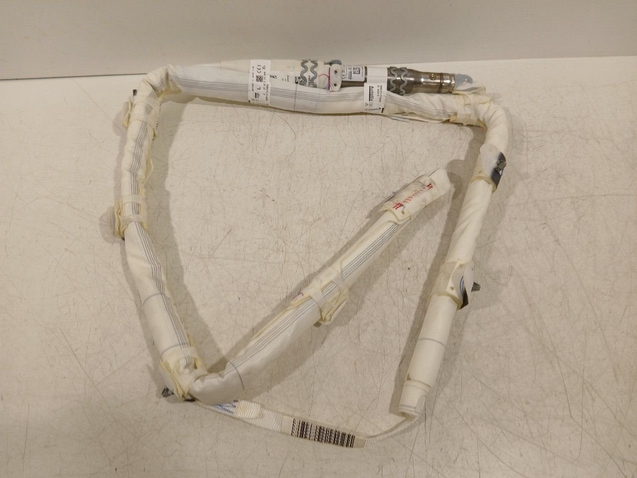 Gordijn airbag links Renault Mégane, Onderdelen@venauto.nl, Van der Ven Autorecycling B.V., Ettenseweg 76, 4706 PB Roosendaal, The Netherlands