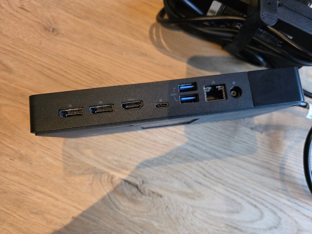 Dell D6000 USB-C drievoudige dockingstation, Computers en Software, Ophalen, Dell, Docking station, Gebruikt