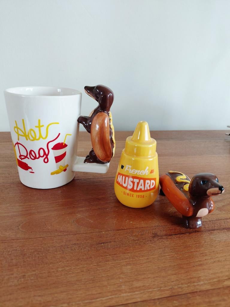 Teckel mok + peper en zoutvatje ongebruikt., Verzamelen, Ophalen of Verzenden