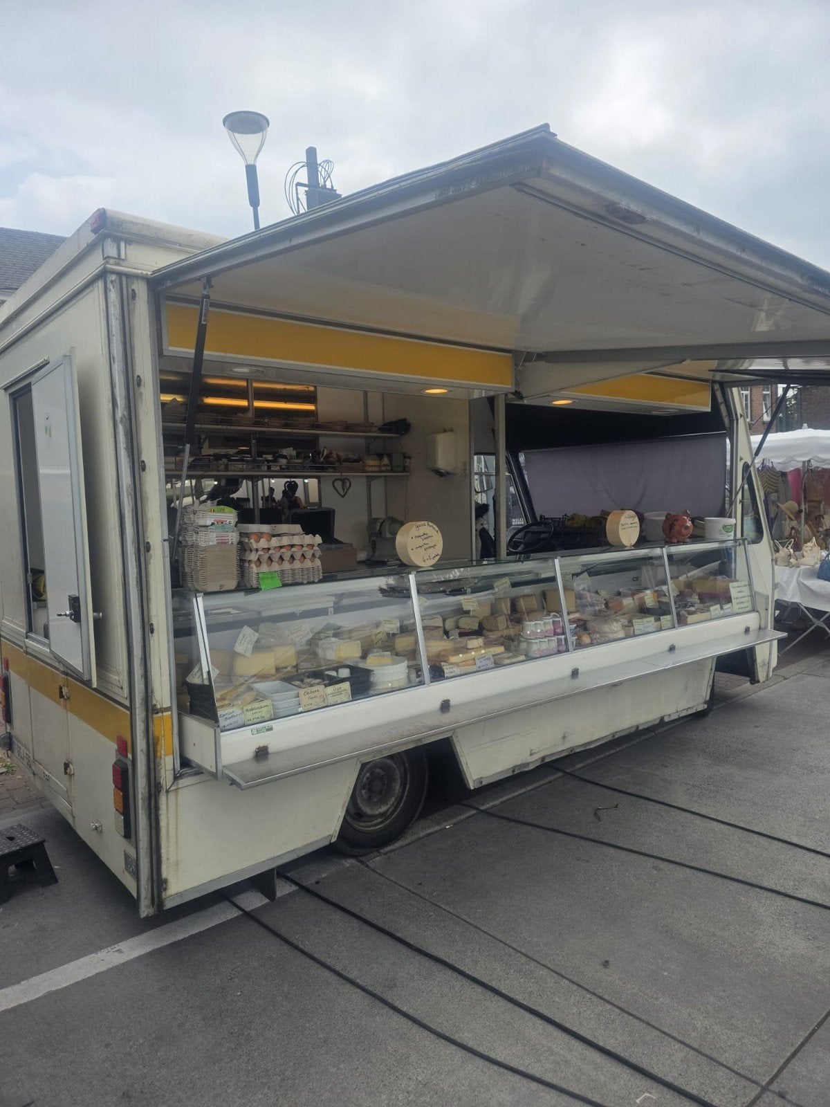 Food truck, Articles professionnels, Stock & Retail | Voitures, Enlèvement