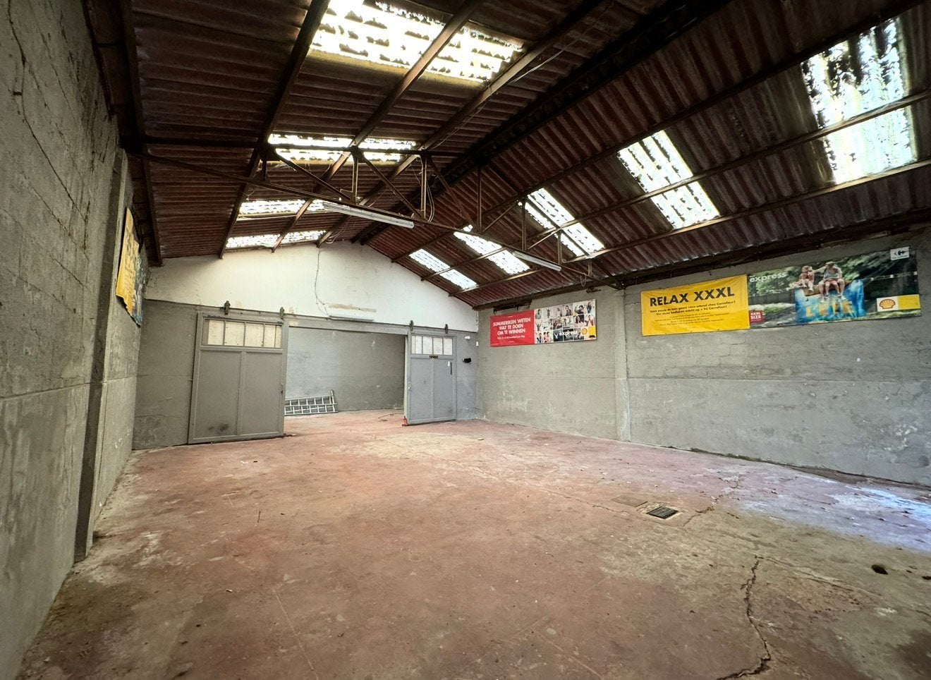 Entrepot / garage à louer à Denderleeuw, Immo