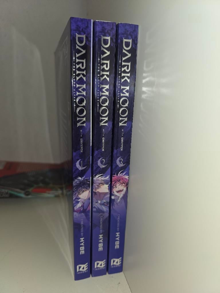 Dark Moon: The Blood Altar volume 1,2,3 in English, Meerdere comics, Ophalen, Nieuw