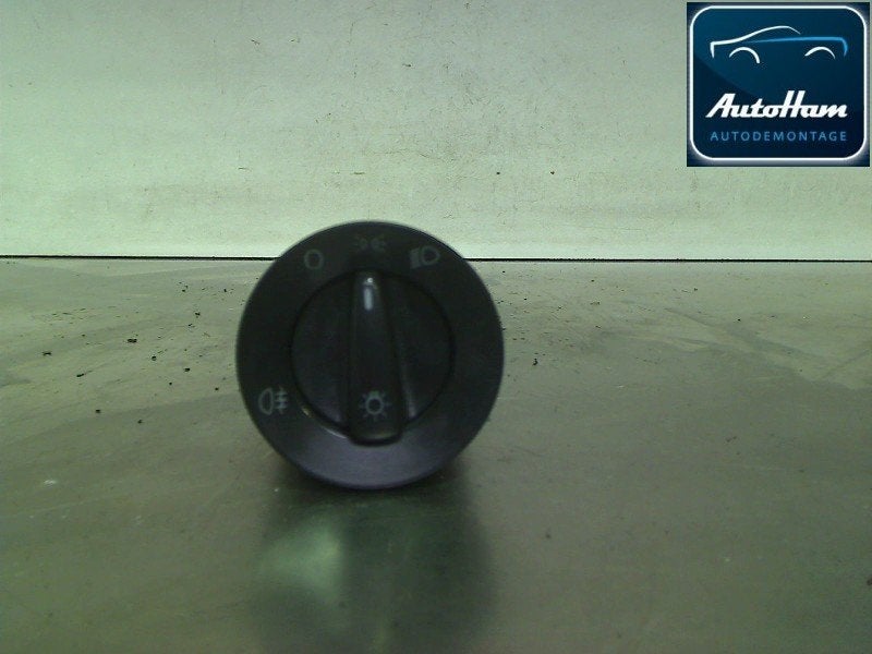 LICHTSCHAKELAAR Volkswagen Polo III (6N2) (01-1999/09-2001), Dhr. J. Ham, Gebruikt, Volkswagen, Administratie@autoham.nl