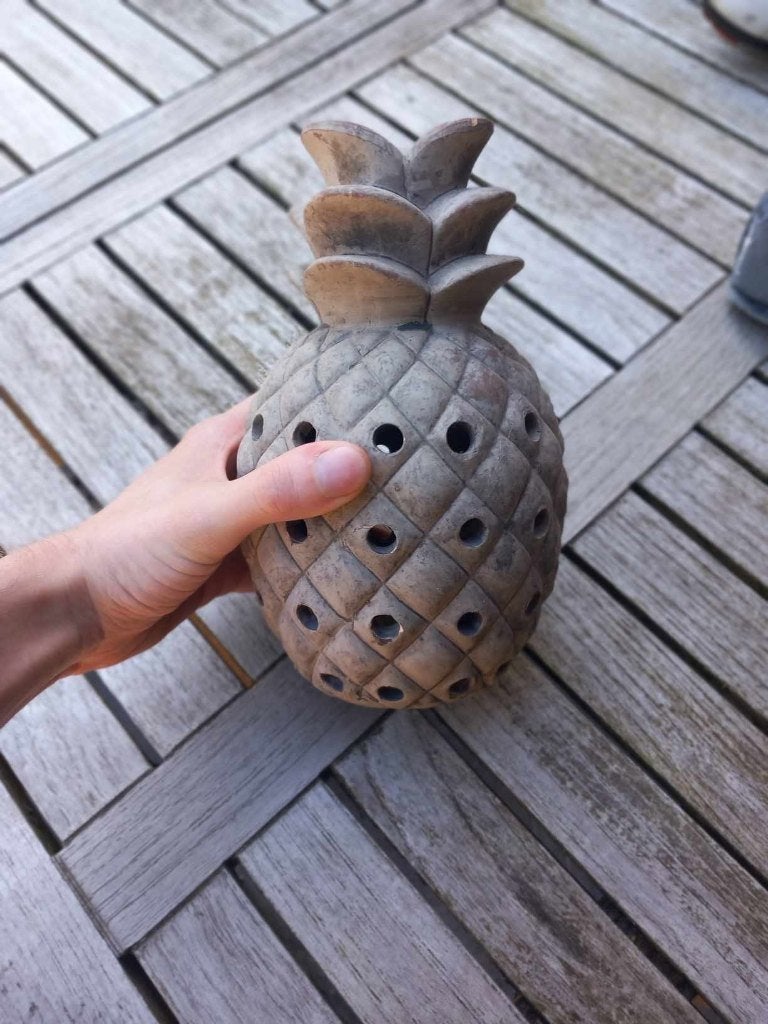 Rustieke stenen ananas – decoratieve theelichthouder, Huis en Inrichting, Ophalen, Windlicht, Overige merken, Zo goed als nieuw