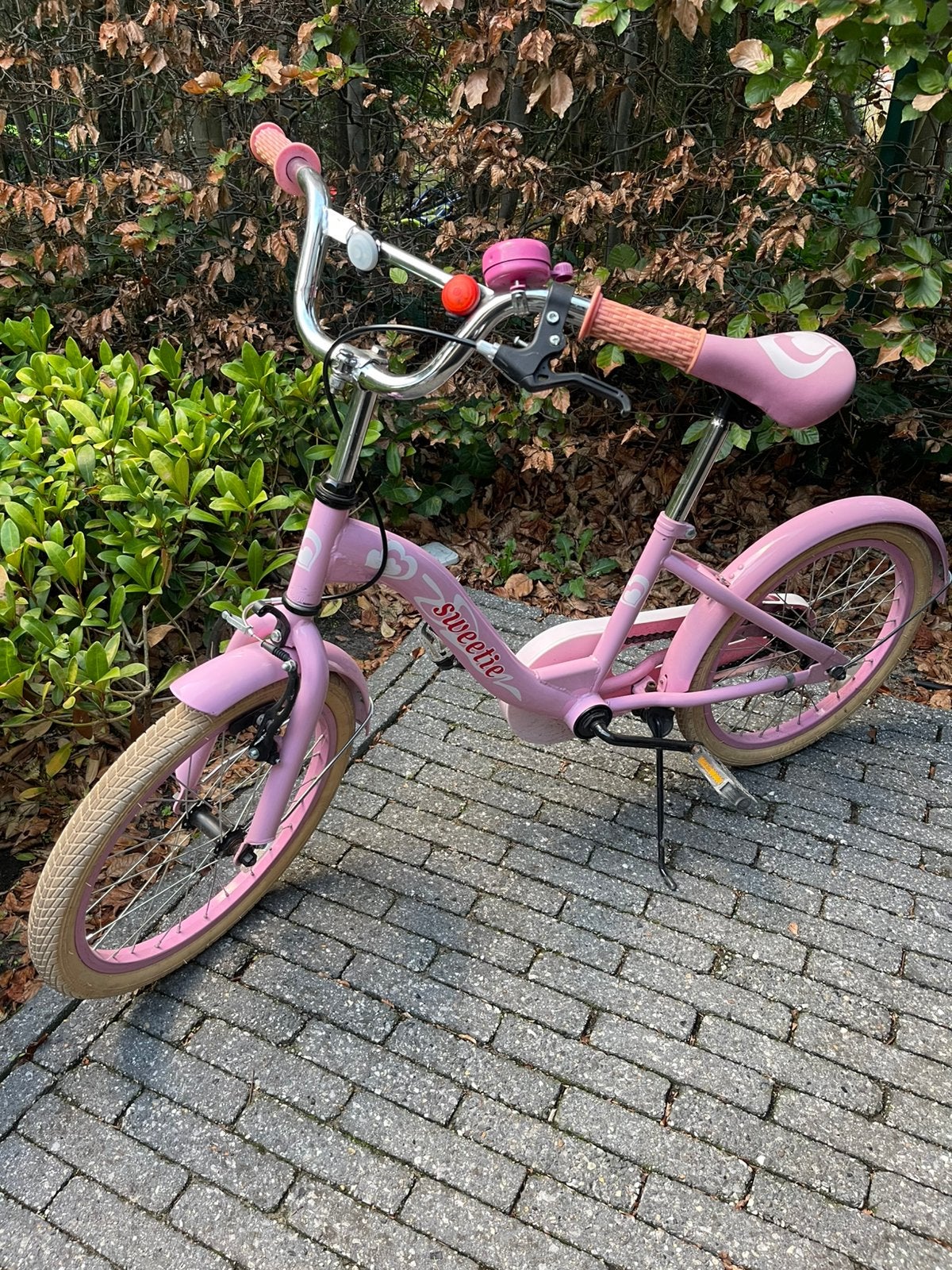 Roze meisjesfiets 16 inch, Fietsen en Brommers, Ophalen