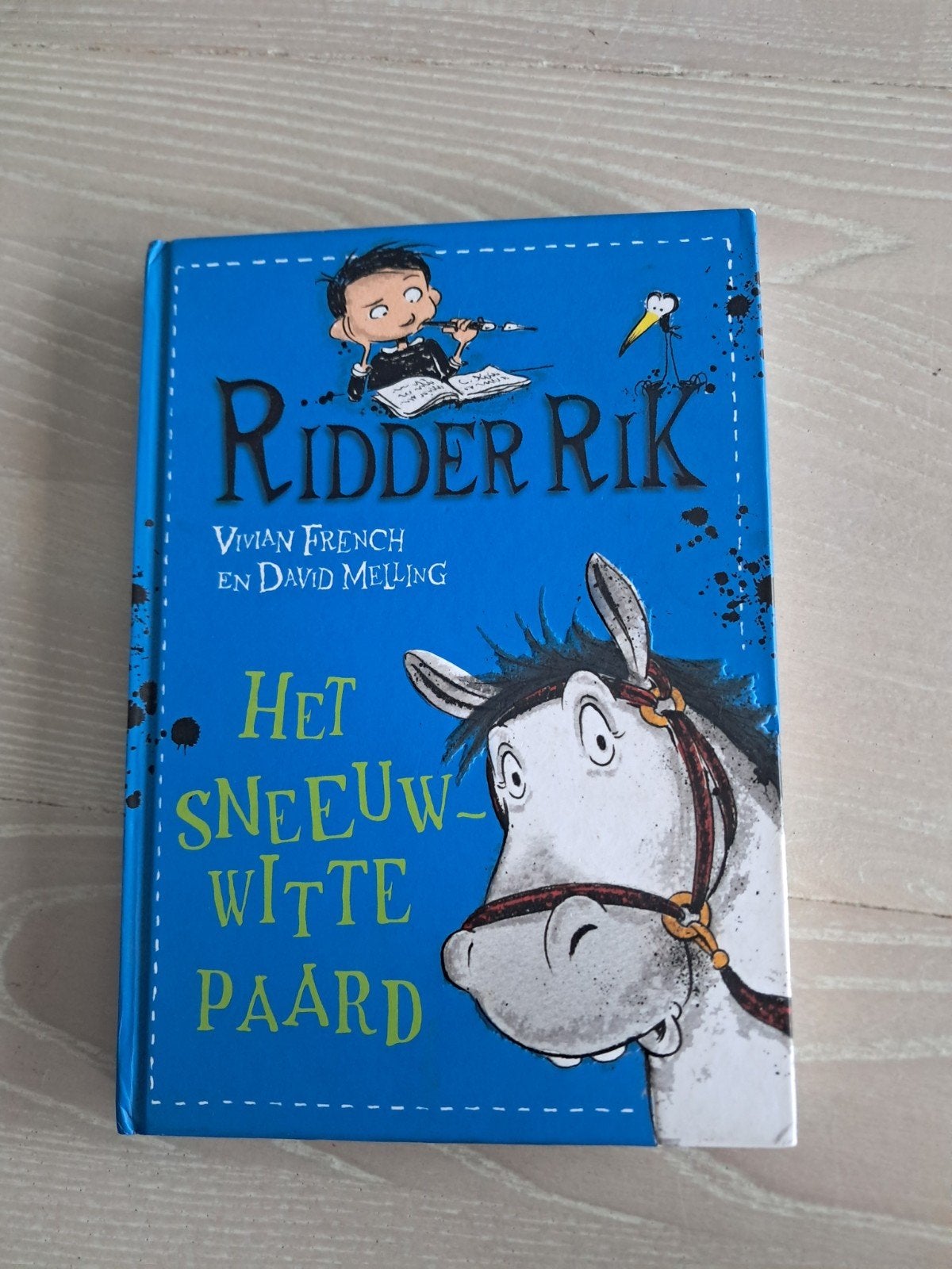 Ridder Rik- Het sneeuwwitte paard Vivian French, Enlèvement ou Envoi, Vivian French