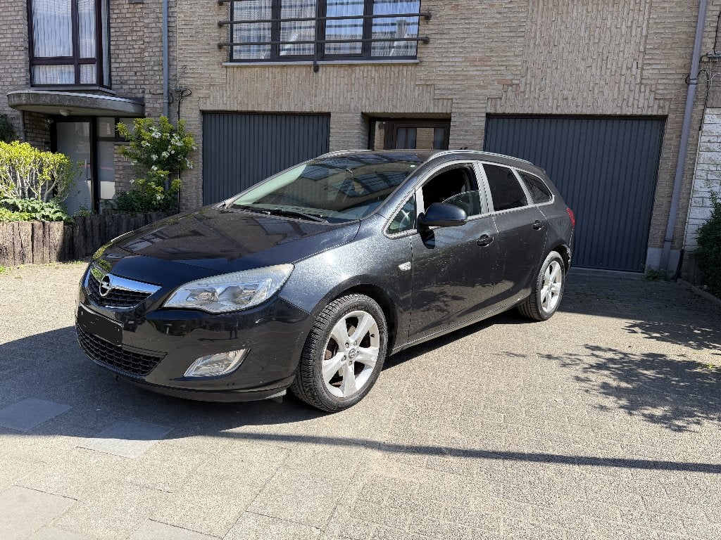 Opel astra 17 cdti, Autos, Achat, Entreprise, Boîte manuelle, Entretenue par le concessionnaire