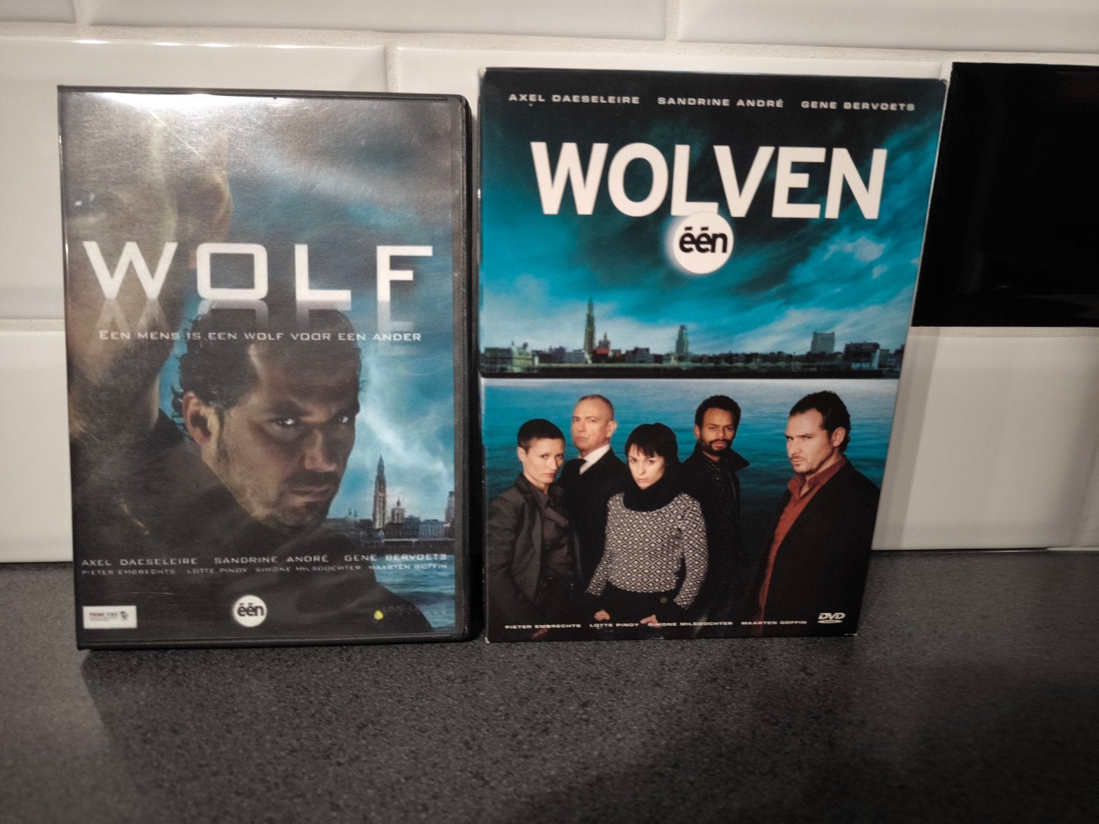 Mooie dvd serie wolven plus de film, Enlèvement ou Envoi