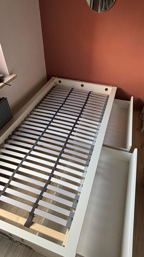Lit Malm Ikea 1 personne avec matelas !, 90 cm, Une personne, Enlèvement, Utilisé