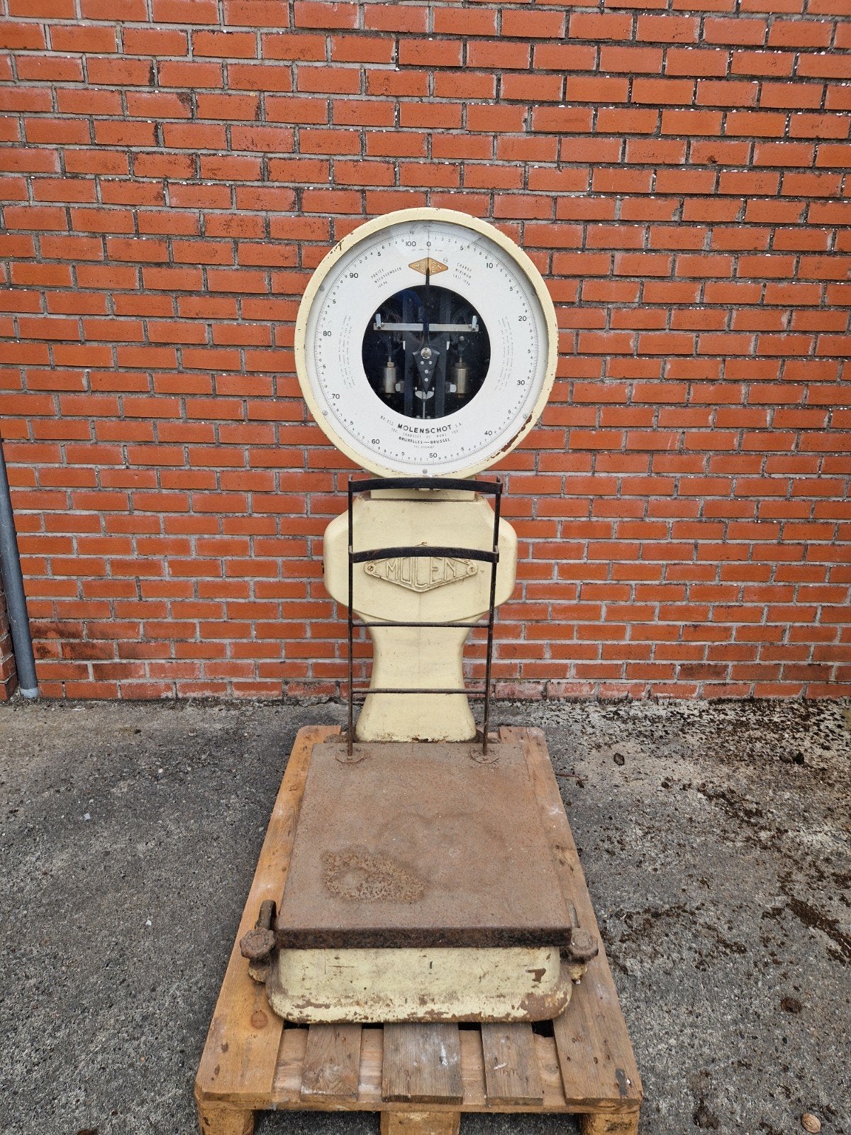 Molenschot antieke platformweegschaal 100kg, Ophalen