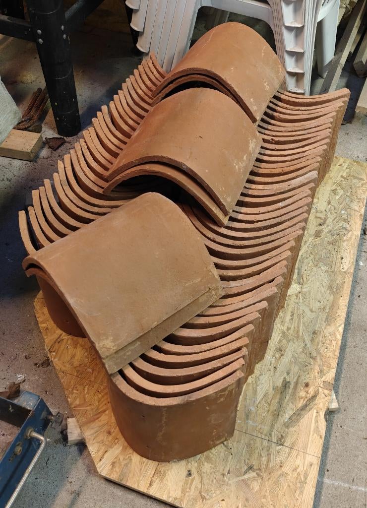 Nieuwe rode Boomse nokpannen, Bricolage & Construction, Tuiles & Revêtements de toit, Pierre ou Argile, Enlèvement, Neuf, Rouge