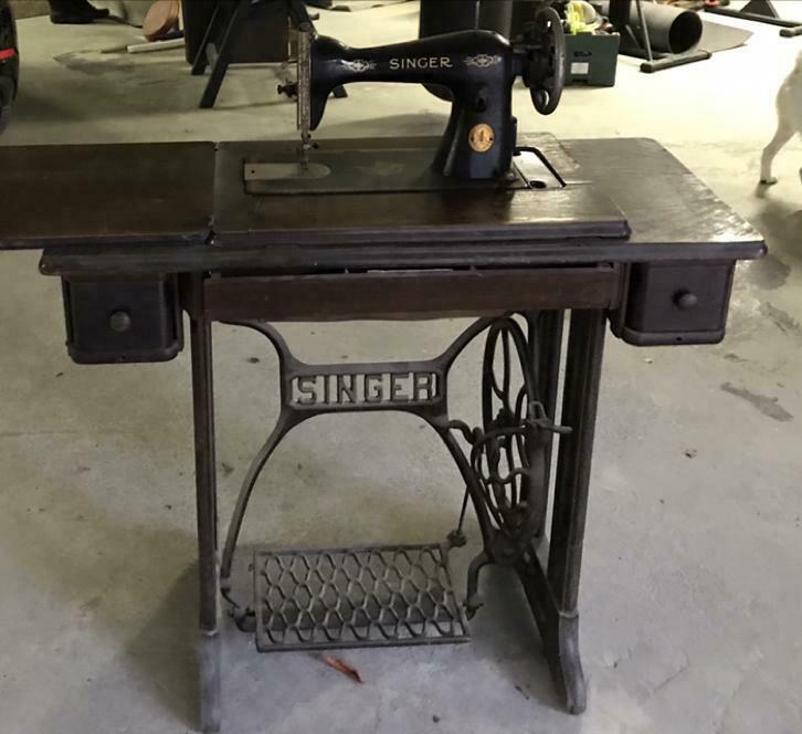 ancienne machine à coudre SINGER, Antiquités & Art, Antiquités | Machines à coudre, Enlèvement