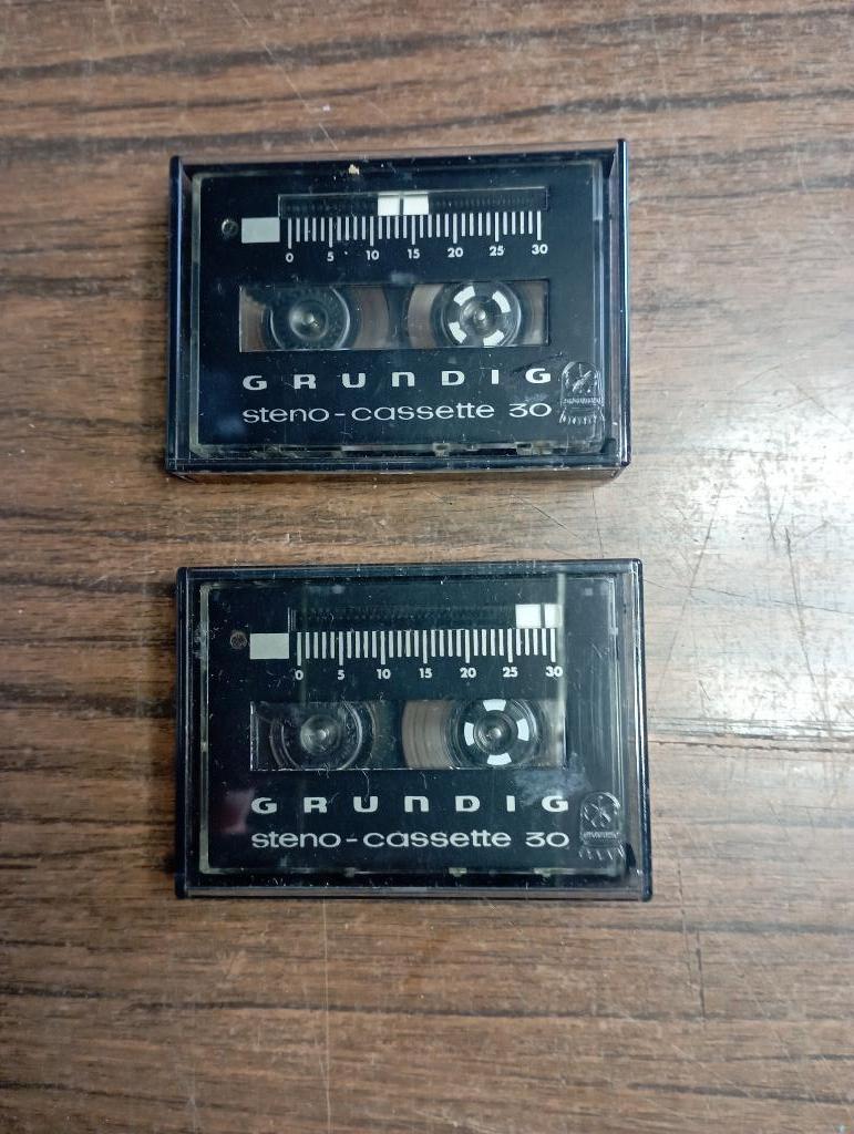 Steno Cassette (K7) d enregistrement dictaphone Grundig, Enlèvement