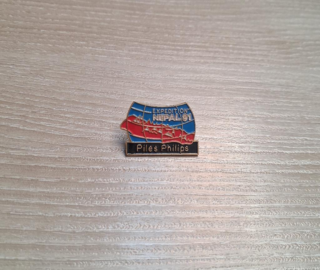 PIN - PILES PHILIPS - EXPEDITION NEPAL 91, Envoi, Utilisé, Marque, Insigne ou Pin's