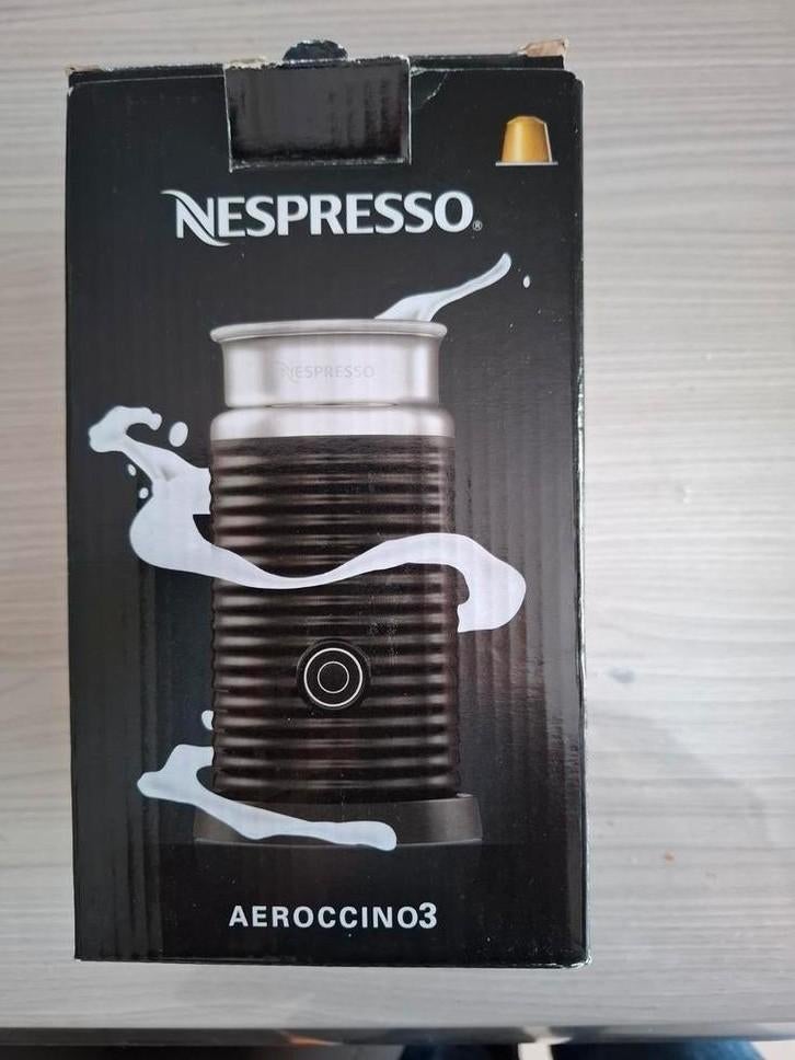 Nespresso melkschuimer machine in nieuwe staat, Elektronische apparatuur, Ophalen of Verzenden, Zo goed als nieuw