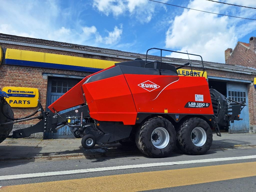 kuhn LSB1290, Zakelijke goederen, Ophalen