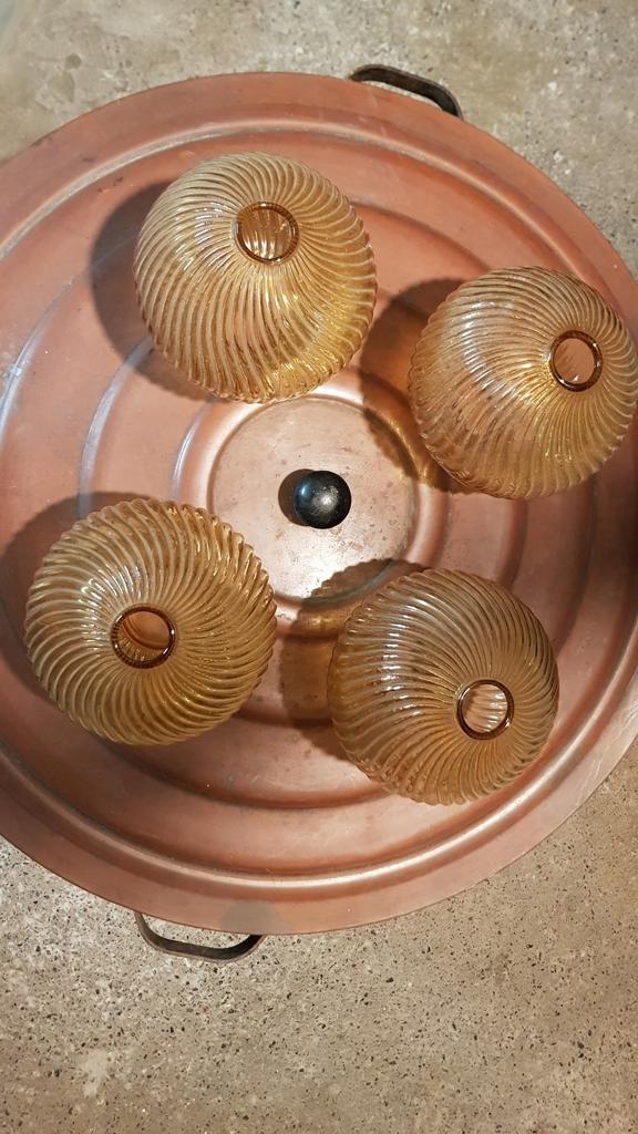 4 glazen koepels voor kroonluchter, Ophalen of Verzenden, Zo goed als nieuw, Ambre