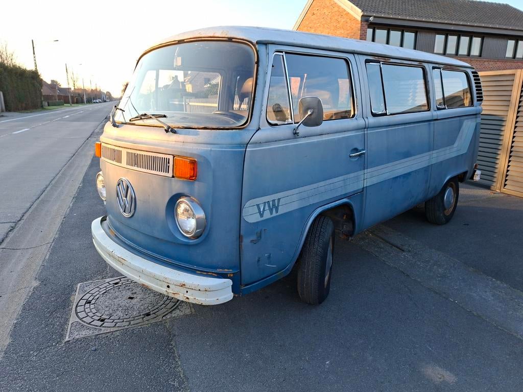 Vw t2b ramenbus, Autos, Oldtimers & Ancêtres, Entreprise, Volkswagen, Boîte manuelle, Enlèvement