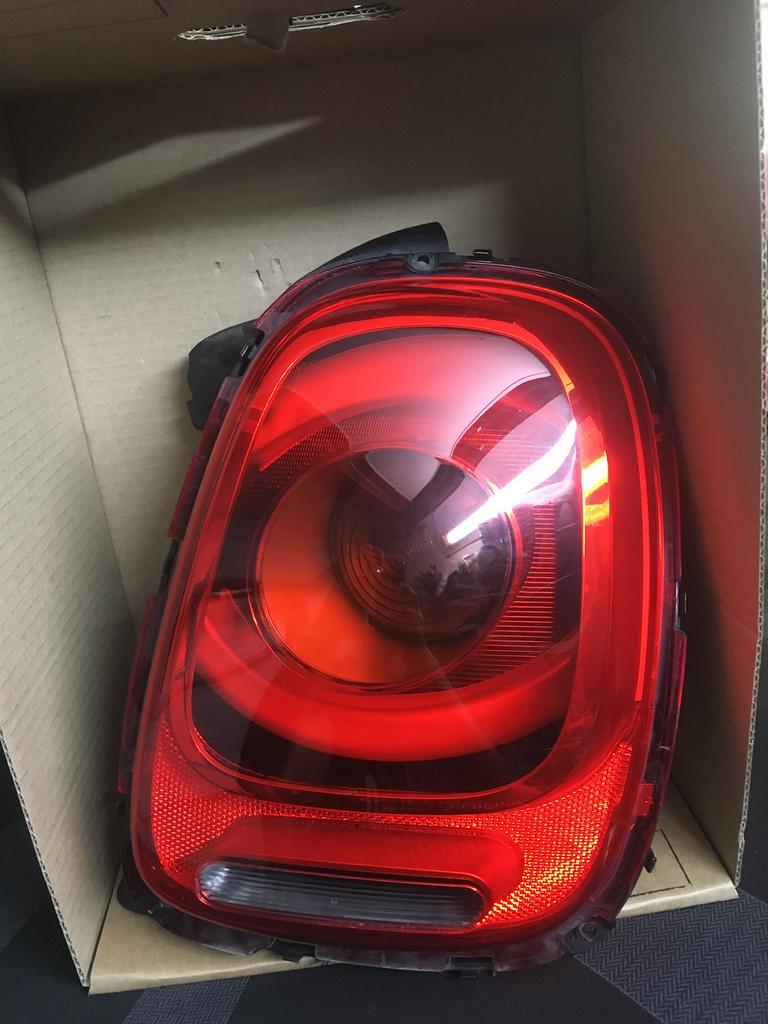 Phare arrière droit Mini Cooper F55-F56-F57, Autos : Pièces & Accessoires, Éclairage, Enlèvement, Mini