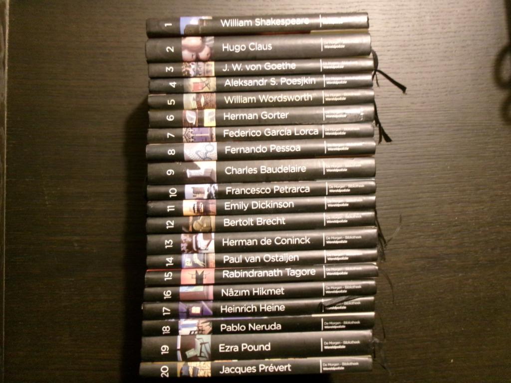 Wereldpoëzie  -Volledige reeks- De Morgen bibliotheek, Boeken, Ophalen of Verzenden