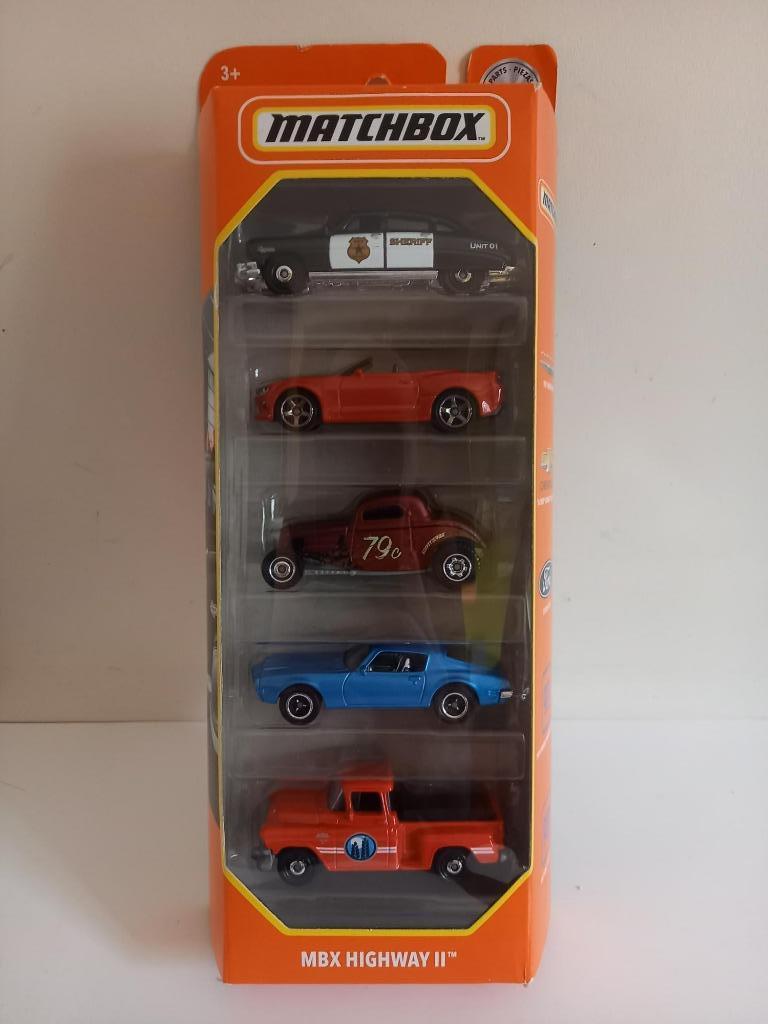 Matchbox 5 pack Highway II (2022) met blauwe Pontiac, Enlèvement ou Envoi, Neuf, Voiture, Matchbox
