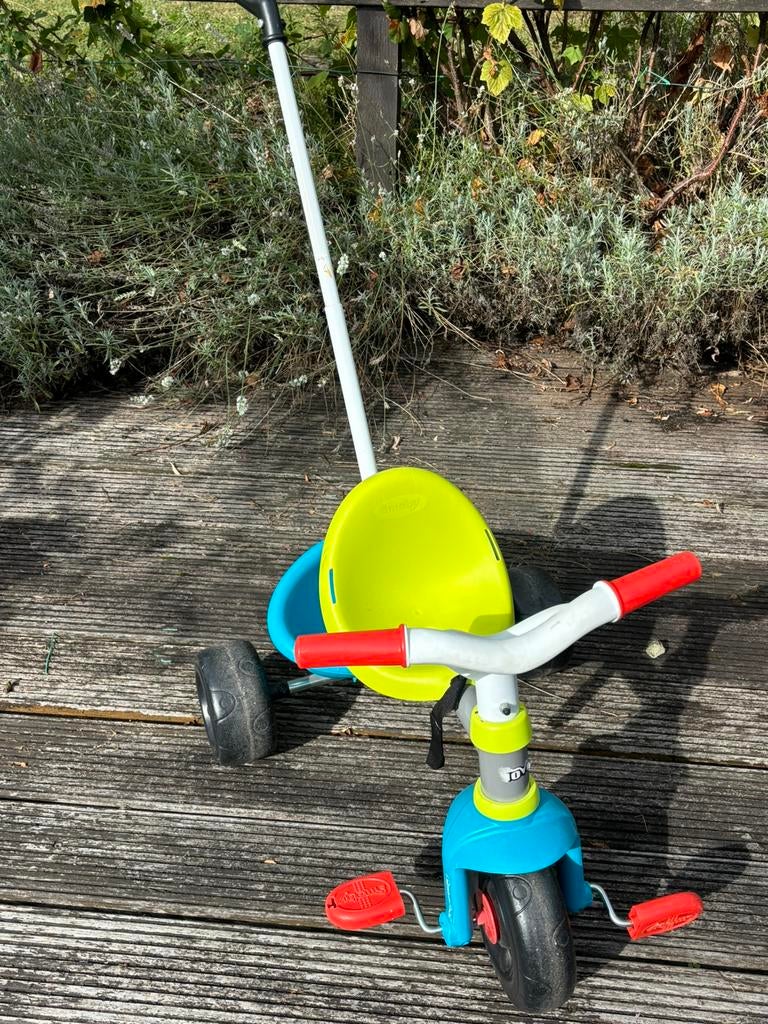Tricycles de la marque Smoby, Utilisé, Tige de poussée