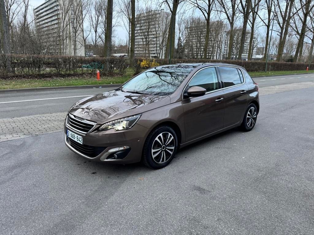 Peugeot 308 Essence 1600 cc 115 KW 156 chv, Auto's, Peugeot, Voorwielaandrijving, Euro 6, 4 cilinders, Bruin