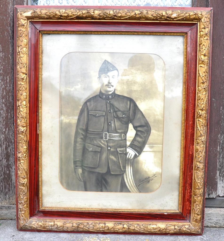 cadre photo de poilu avec calot et fouragère, Enlèvement ou Envoi