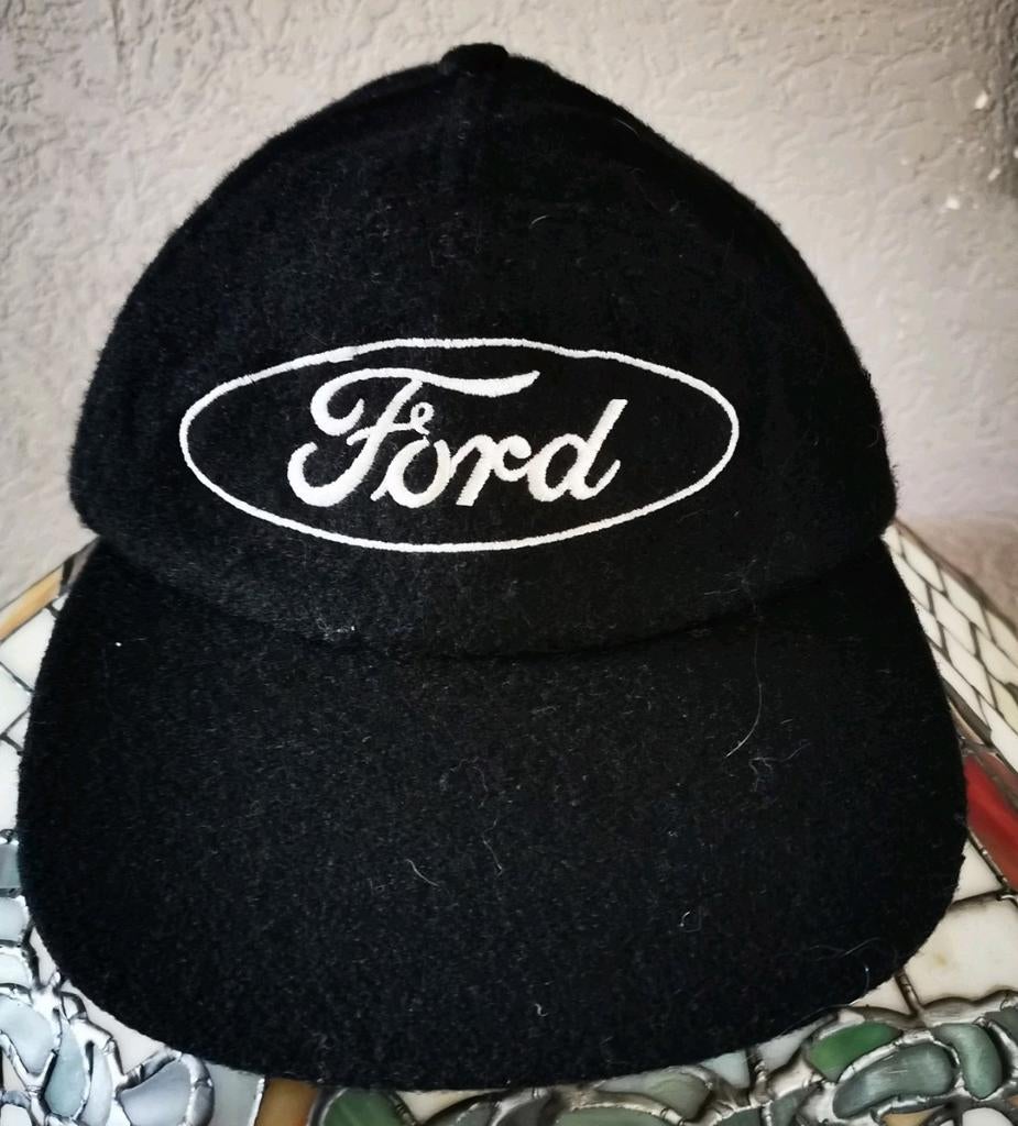 Ford oude wollen pet met geborduurd logo, Auto diversen, Overige Auto diversen, Ophalen of Verzenden