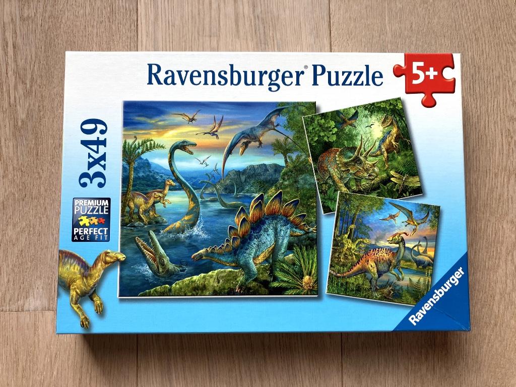 Ravensburger puzzel 3 x 49 dinosauriërs, Enlèvement ou Envoi, 10 à 50 pièces, Comme neuf, 6 ans ou plus