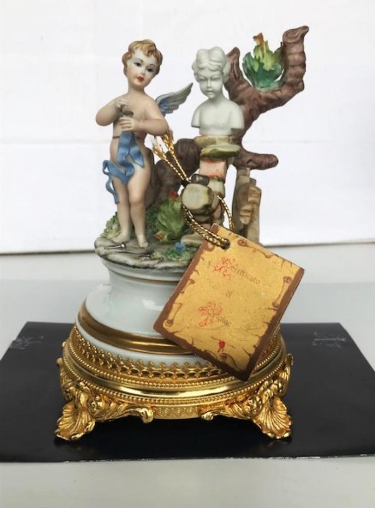 Ange Capodimonte biscuit base dorré + certificat ✨😍💑👌, Statue, Enlèvement ou Envoi, Peint, Moins de 20 cm