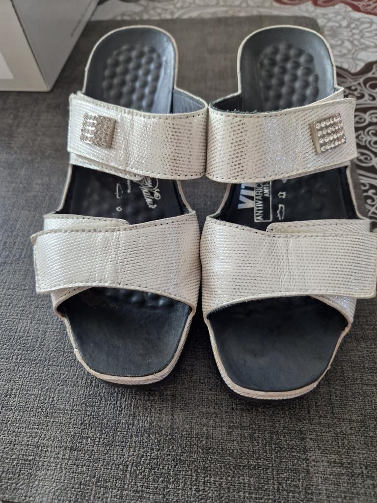 Mules blanches Vital taille 35, Enlèvement ou Envoi, Comme neuf