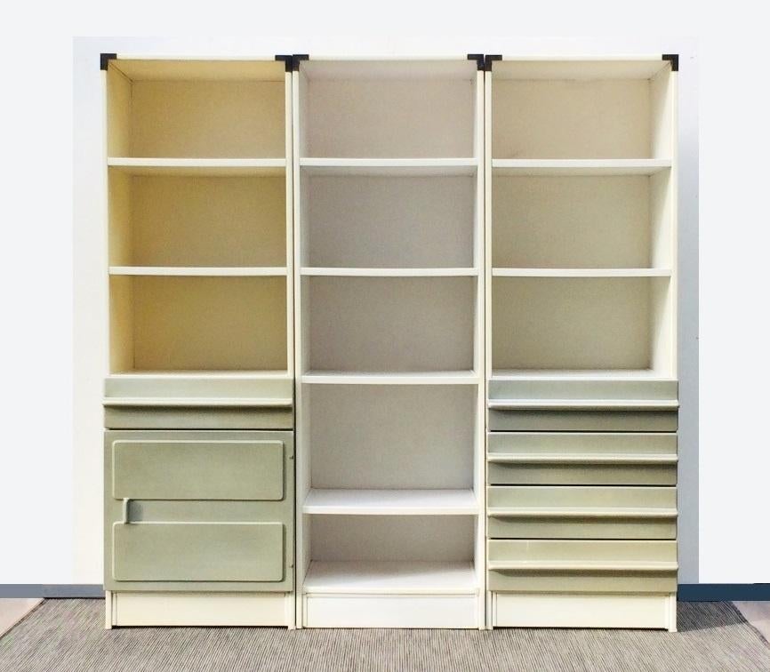 Set 3 wandkasten Guy Bernard - Meurop # Vintage 70s #, Huis en Inrichting, Kasten | Wandmeubels, Gebruikt, Met lade(s), Met deur(en)