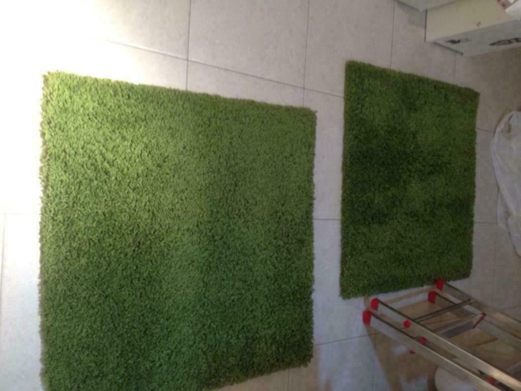 tapis carré à poils hauts de couleur verte, Maison & Meubles, Ameublement | Tapis & Moquettes, Enlèvement ou Envoi, Utilisé, Carré